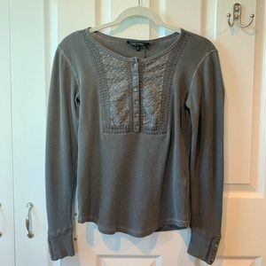 NWT Lucky XS lace detail dark gray thermal